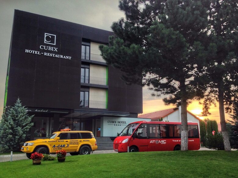 Hotel Cubix