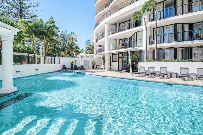 Hotel Mantra Coolangatta Beach
