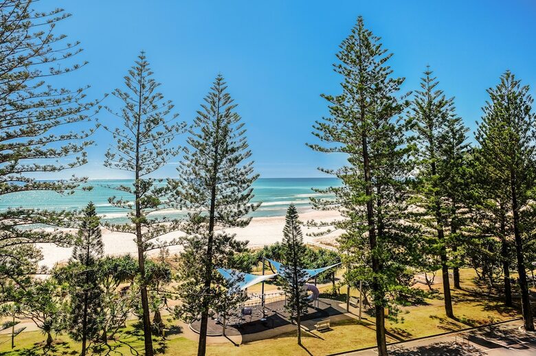 Hotel Mantra Coolangatta Beach
