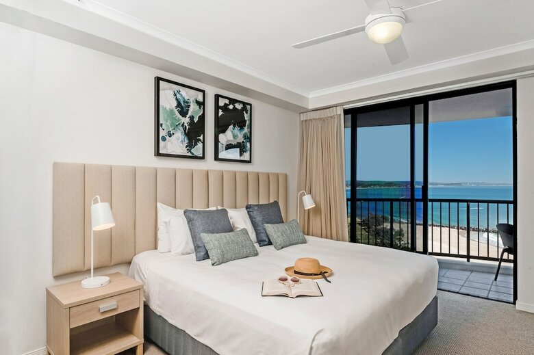 Hotel Mantra Coolangatta Beach
