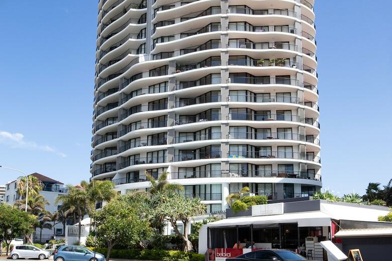 Hotel Mantra Coolangatta Beach