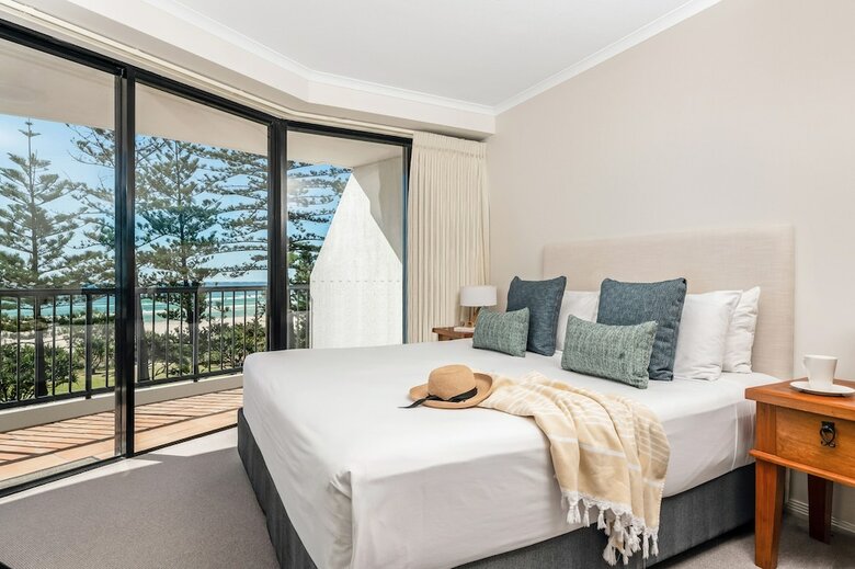 Hotel Mantra Coolangatta Beach