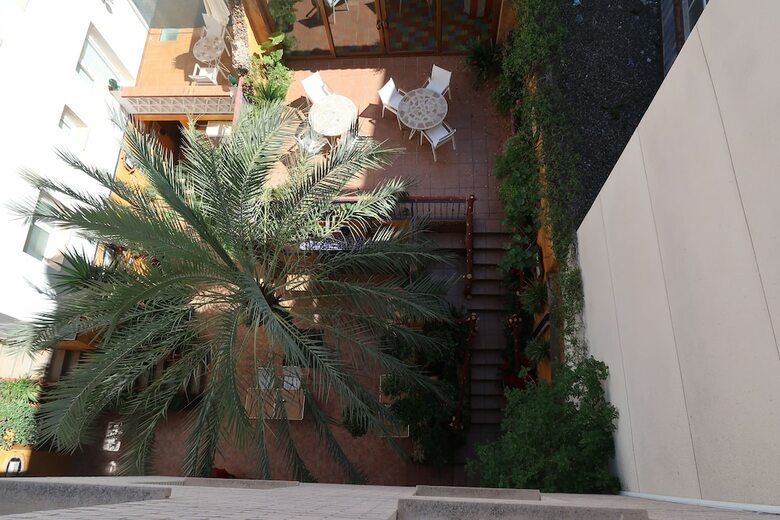 Hotel El Cami