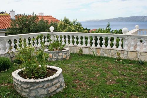 Apartment Novi Vinodolski 5526a