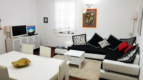 Split Promenade Apartments