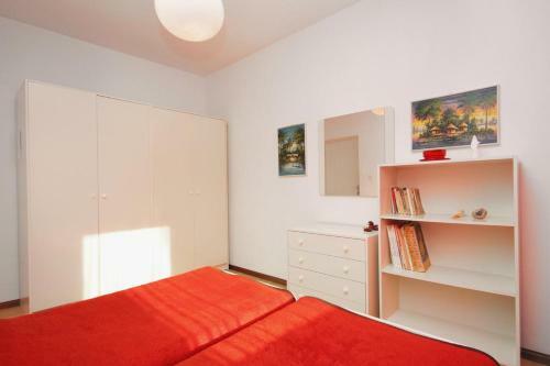 Apartments With A Parking Space Supetar (brac) - 5385
