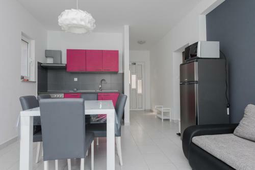 Apartment Dragan Grubi?i?
