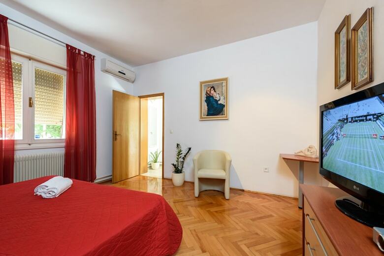 Apartments Kudelik