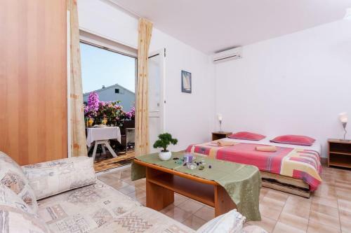 Hostal Twin Room Mavarstica 10335a