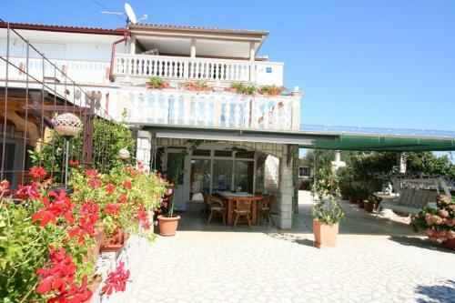 Zestilac Apartment 1