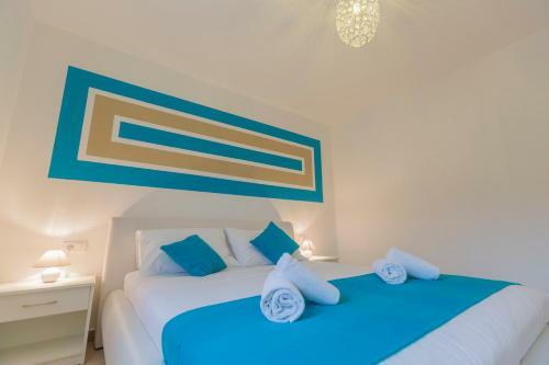 Lux Apartments