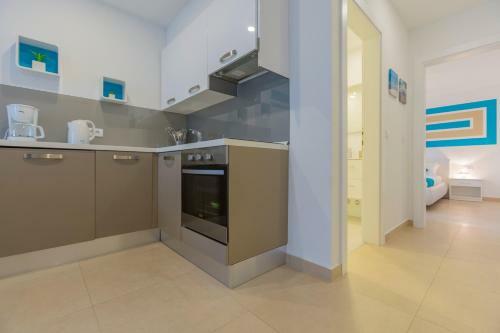 Lux Apartments