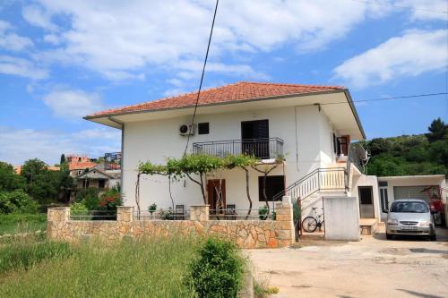 Apartments With A Parking Space Jelsa (hvar) - 4590