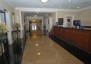 Tazewell Hotel & Suites
