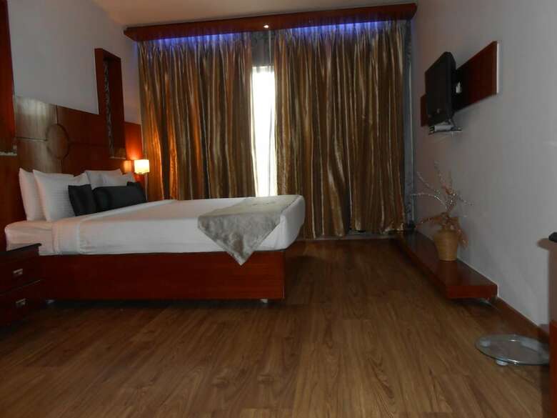 Hotel The Citrine