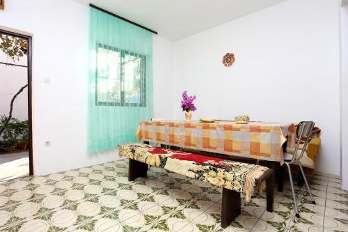 Apartments By The Sea Rogoznica - 10338