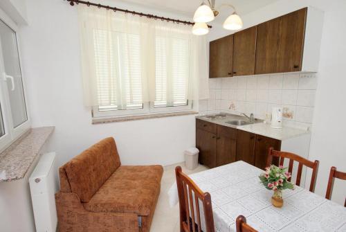 Apartment Novi Vinodolski 5479d