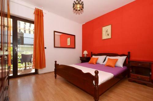 Apartment Arbanija 8651b