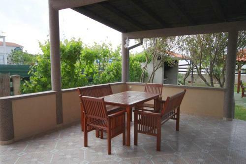 Apartment Privlaka 6300c