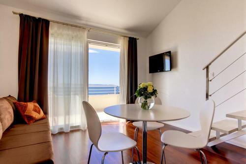 Apartments Lianto