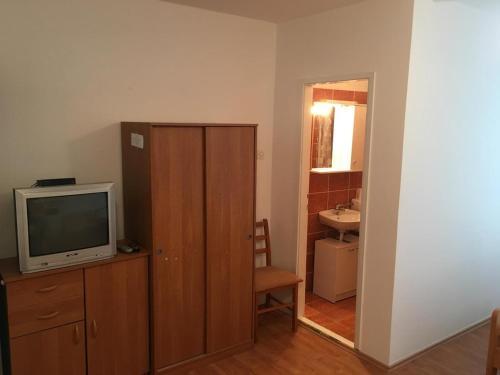 Apartments By The Sea Stara Novalja (pag) - 9368