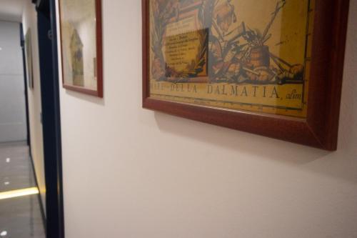 Hostal Center Luxury Rooms 3