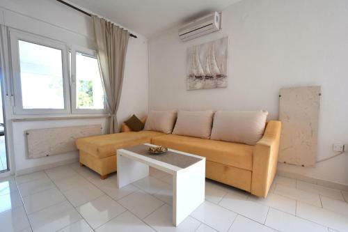 Apartment Buza