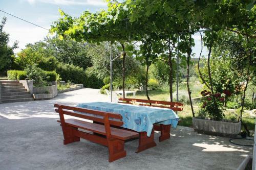 Apartments With A Parking Space Kampor (rab) - 5029