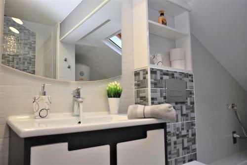 Novalja Penthouse Apartment