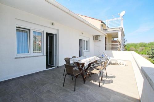Apartments Rozanda