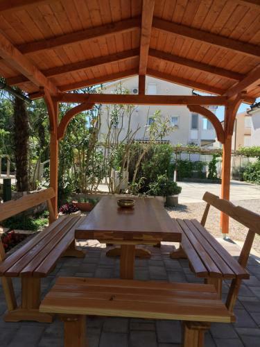 Hostal Apartmani Cvelic