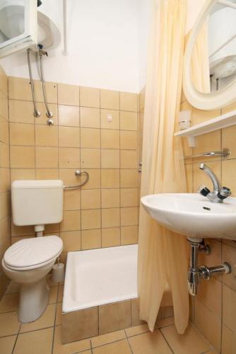 Apartments With A Parking Space Baska Voda (makarska) - 4759