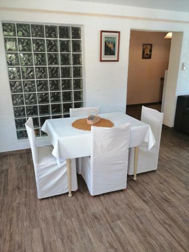 Apartments Jasna