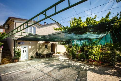 Apartments Jasna