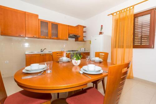 Apartment Biograd Na Moru 11327b