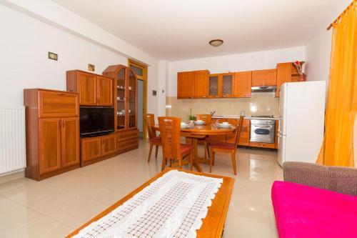 Apartment Biograd Na Moru 11327b