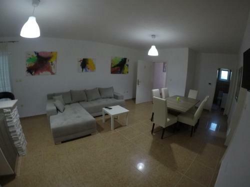 Apartments Leona