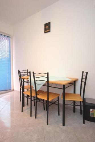 Apartment Pasman 8217b