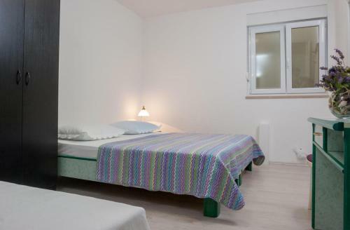Apartment Tucepi 2677b