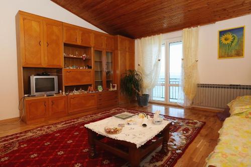 Apartments By The Sea Drasnice (makarska) - 2644