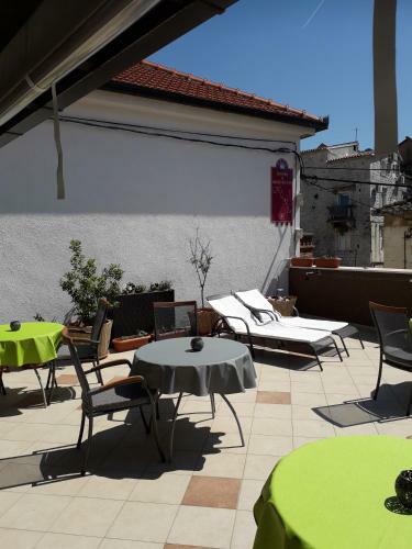 Hostal Guest House Exalto