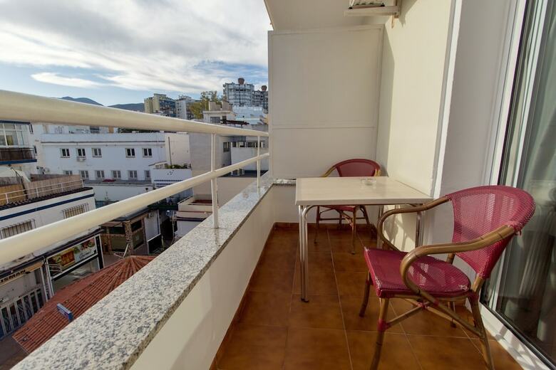 N.ch Hotel