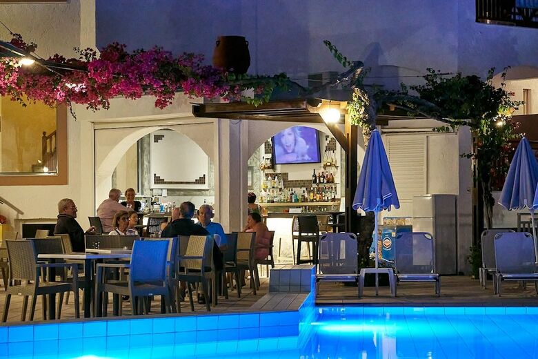 Aparthotel Apartments Apollon