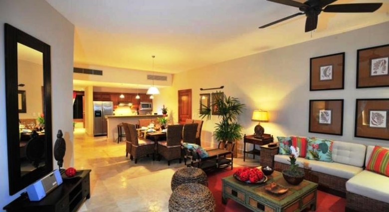 Hotel Xeliter Golden Bear Lodge