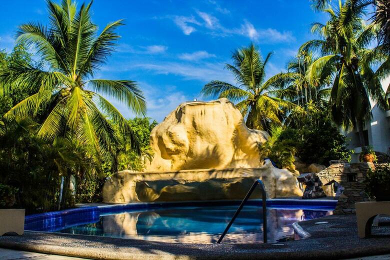 Hotel Ixtapa Palace Resort