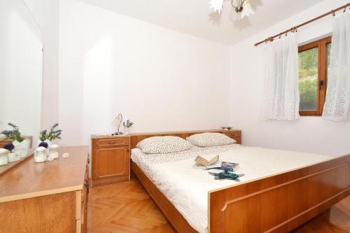 Hostal Apartment Arbanija 5228e
