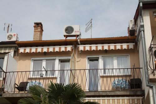 Lino Apartments