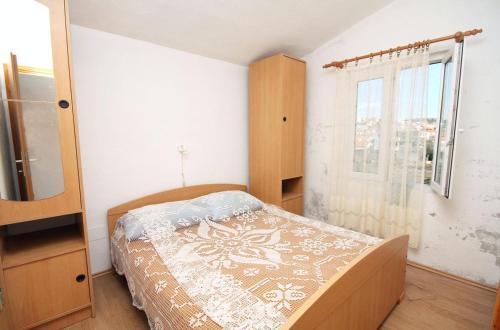 Apartments With A Parking Space Rogoznica - 4865