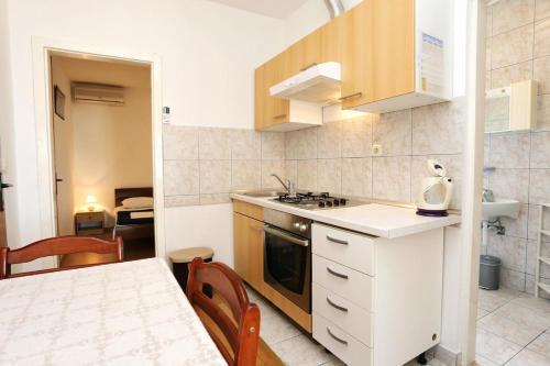 Apartments With A Parking Space Orebic (peljesac) - 10102
