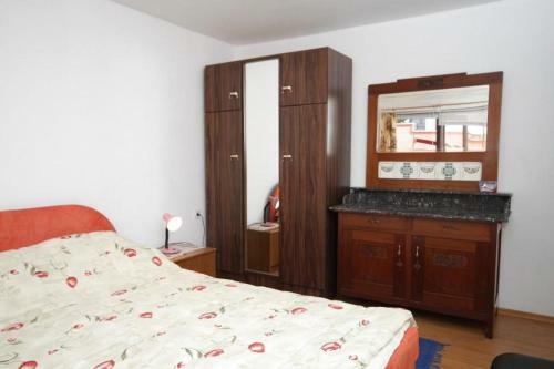 Apartment Mali Losinj 8027b